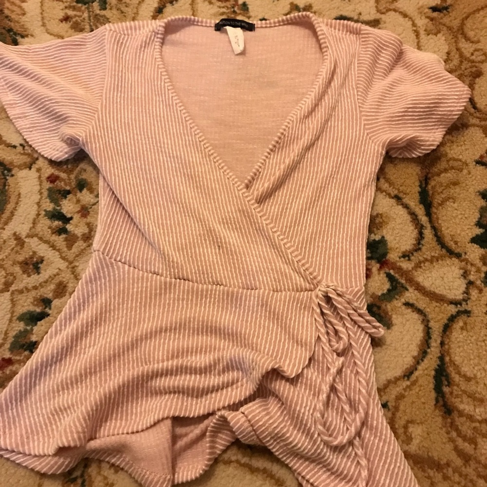 Caution to the wind pink and withe blouse size medium